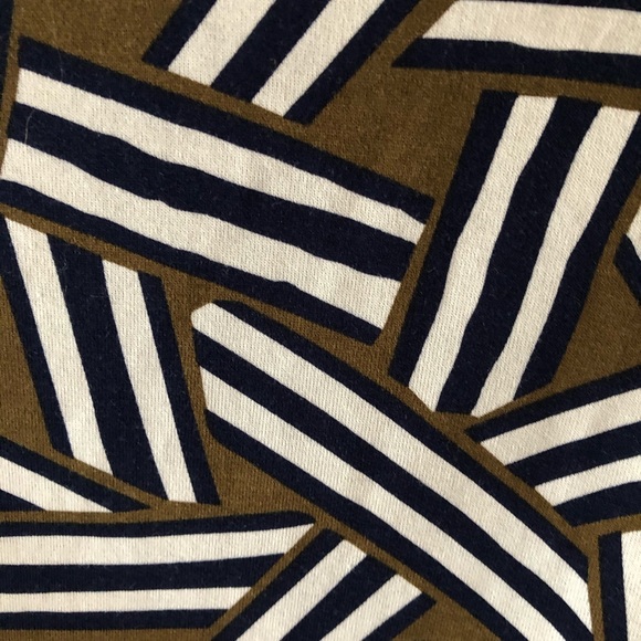 DVF Wrap dress - blue brown and white -NWOT - Picture 4 of 7